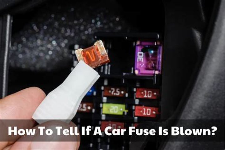 How do I know if my car fuse box needs replacing?
