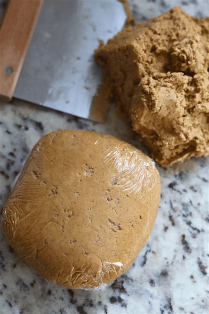 How do you moisten dry gingerbread dough?