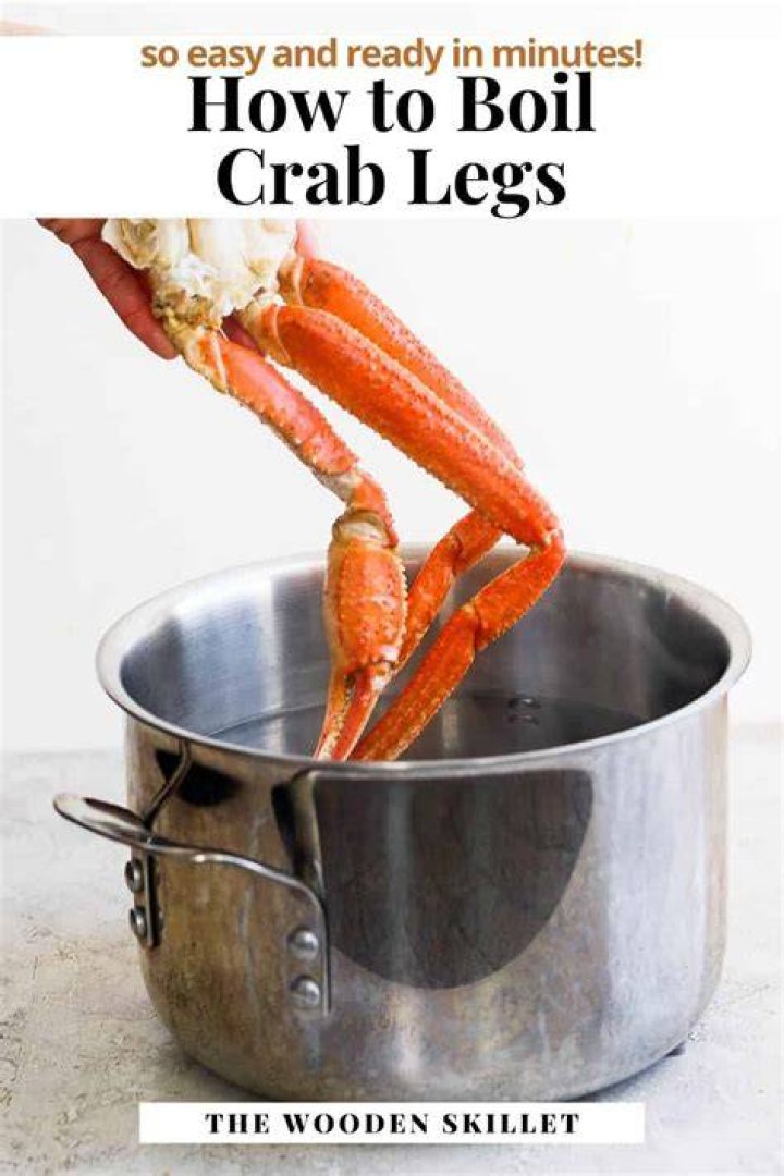 How long do you boil a crab for?