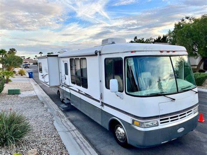 How much does a 2003 rexhall aerbus cost?