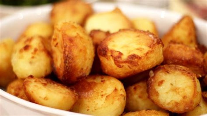 Should I put oil on potatoes before baking?