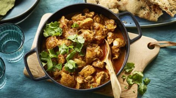 What is the curry with potatoes?
